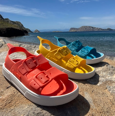 Boatilus - Sandaler Irky - Coral & White Bärfooties