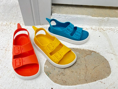 Boatilus - Sandaler Irky - Coral & White Bärfooties